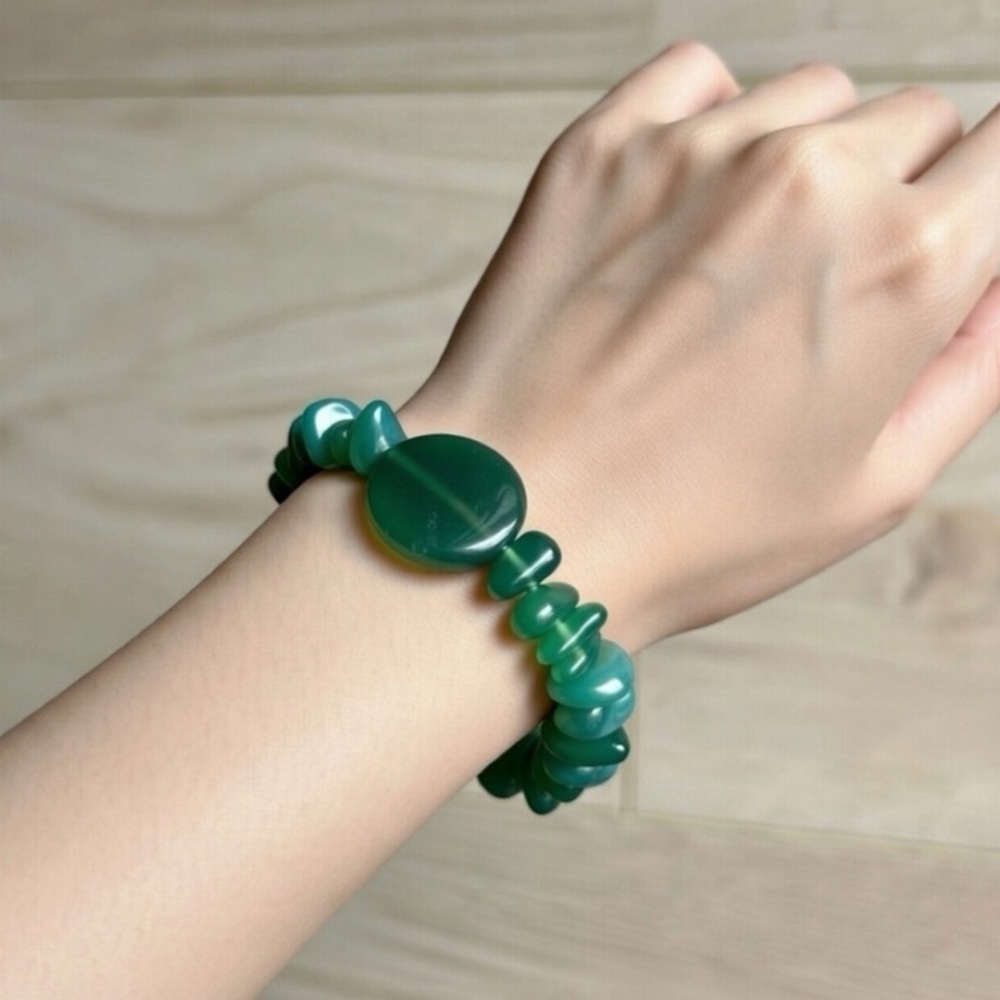 Green Banded Agate Stone Chunky Stretch Bracelet, 8”